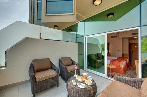 AL KHOORY EXECUTIVE HOTEL