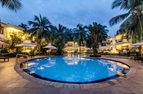SONESTA INNS BEACH HOTEL