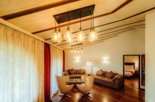 HOLIDAY INN BEACH RESORT GOA HOTEL