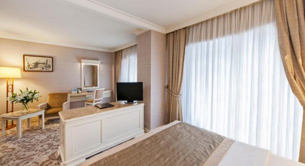 ELITE COMFY HOTEL