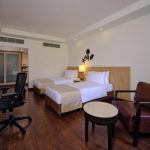 HOLIDAY INN BEACH RESORT GOA HOTEL