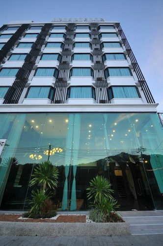 RAHA GRAND HOTEL