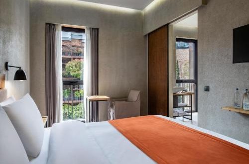 LOTA HOTEL