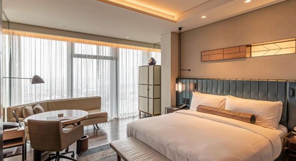 FAIRMONT QUASAR HOTEL