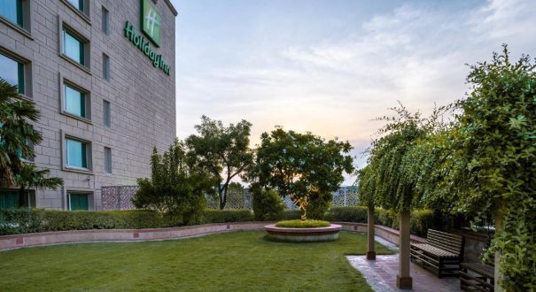 HOLIDAY INN AGRA HOTEL