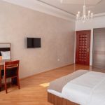 BOULEVARD SIDE HOTEL
