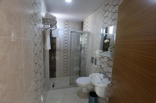 MAXWELL HOTEL