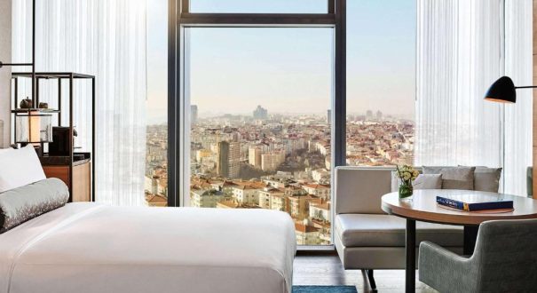 FAIRMONT QUASAR HOTEL