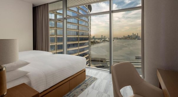 MARRIOTT MARQUIS HOTEL