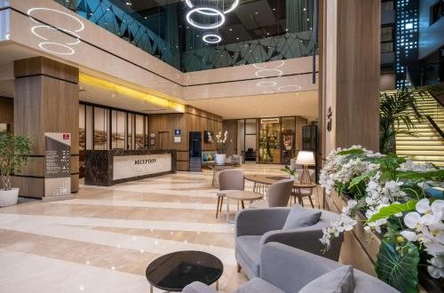 CLARION HOTEL