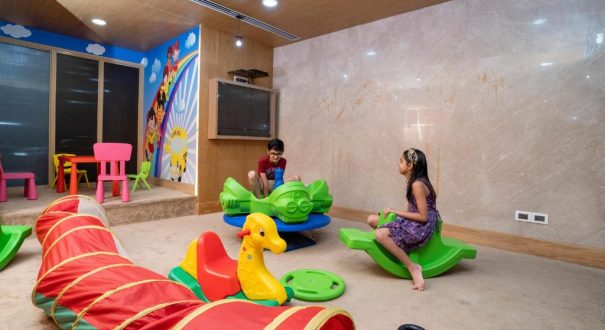 HOLIDAY INN AGRA HOTEL