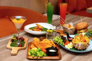 PARKROYAL SUITES BANGKOK HOTEL