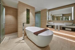 ANGSANA TELUK BAHANG HOTEL