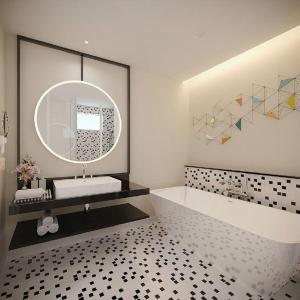 LONE PINE RESORT HOTEL