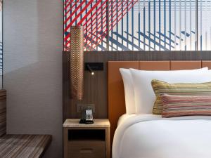 MERCURE BANGKOK SURAWONG HOTEL