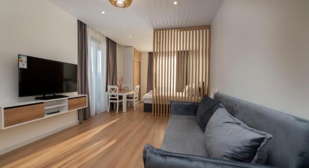 WHITE SAILS RESIDENTAL HOTEL