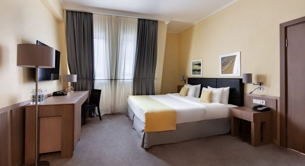 GOLDEN TULIP ROSA KHUTOR