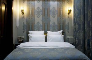 NEAPOL HOTEL
