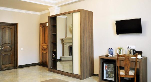 GREMI HOTEL