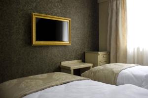 NEAPOL HOTEL