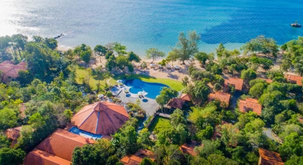 GREEN BAY RESORT HOTEL