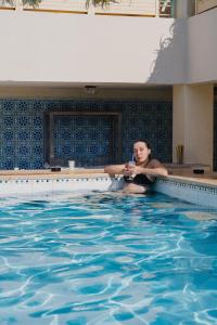 NAHRAWESS RESORT HOTEL